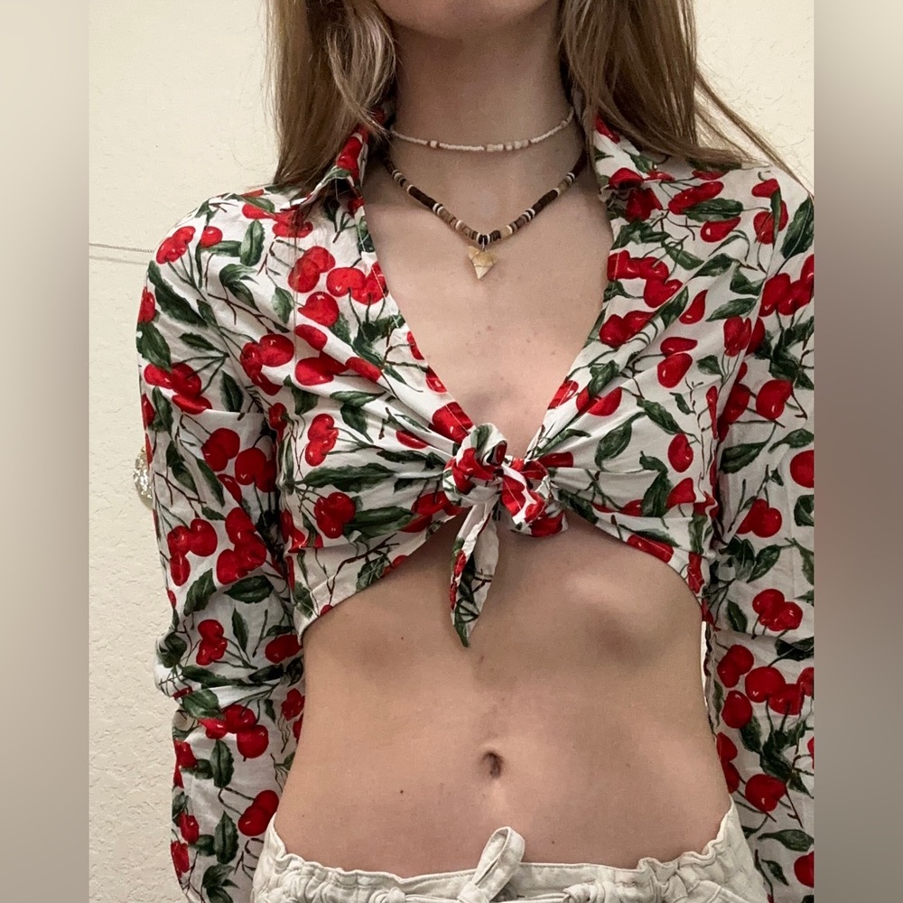 Cherry cropped tie top